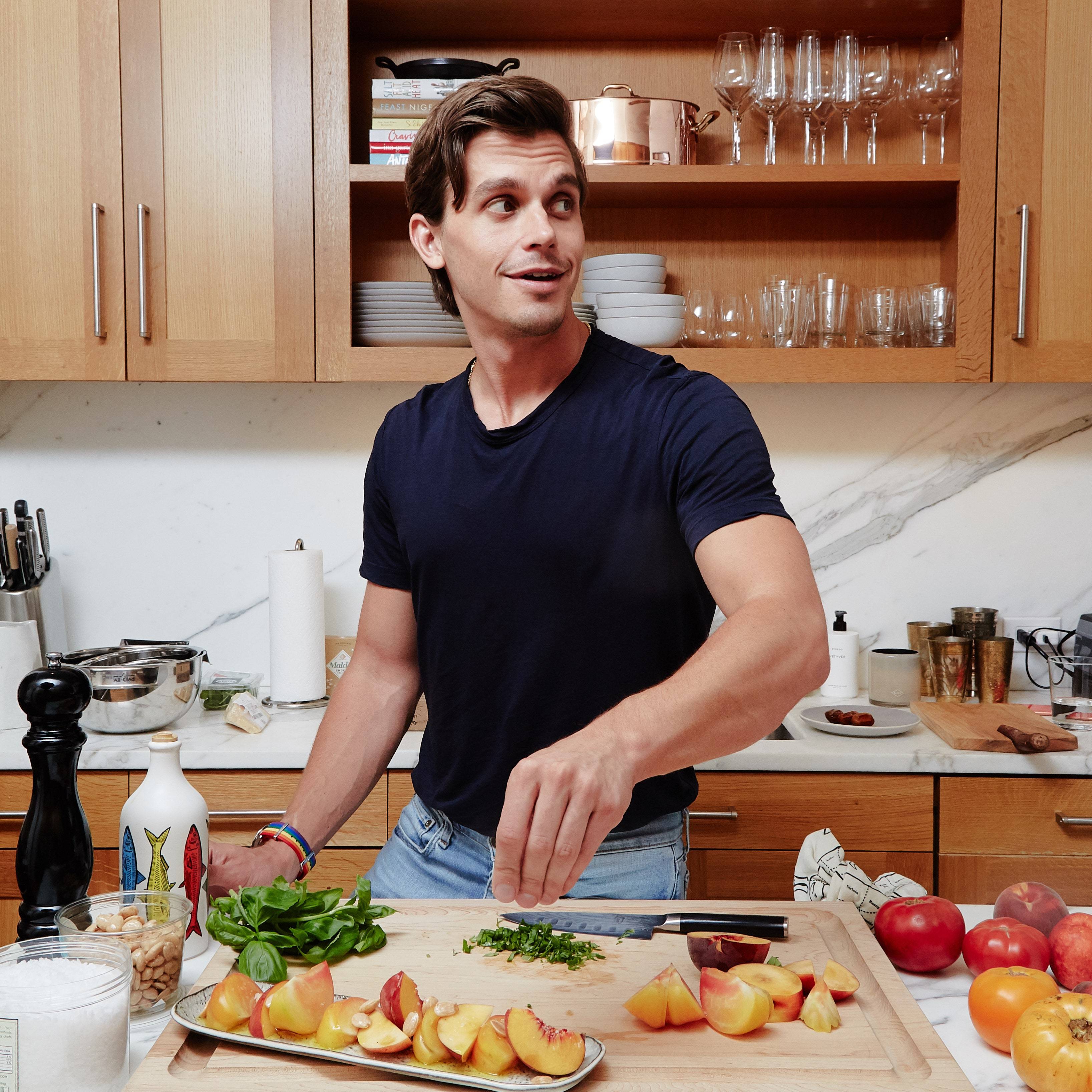 Antoni in the Kitchen 